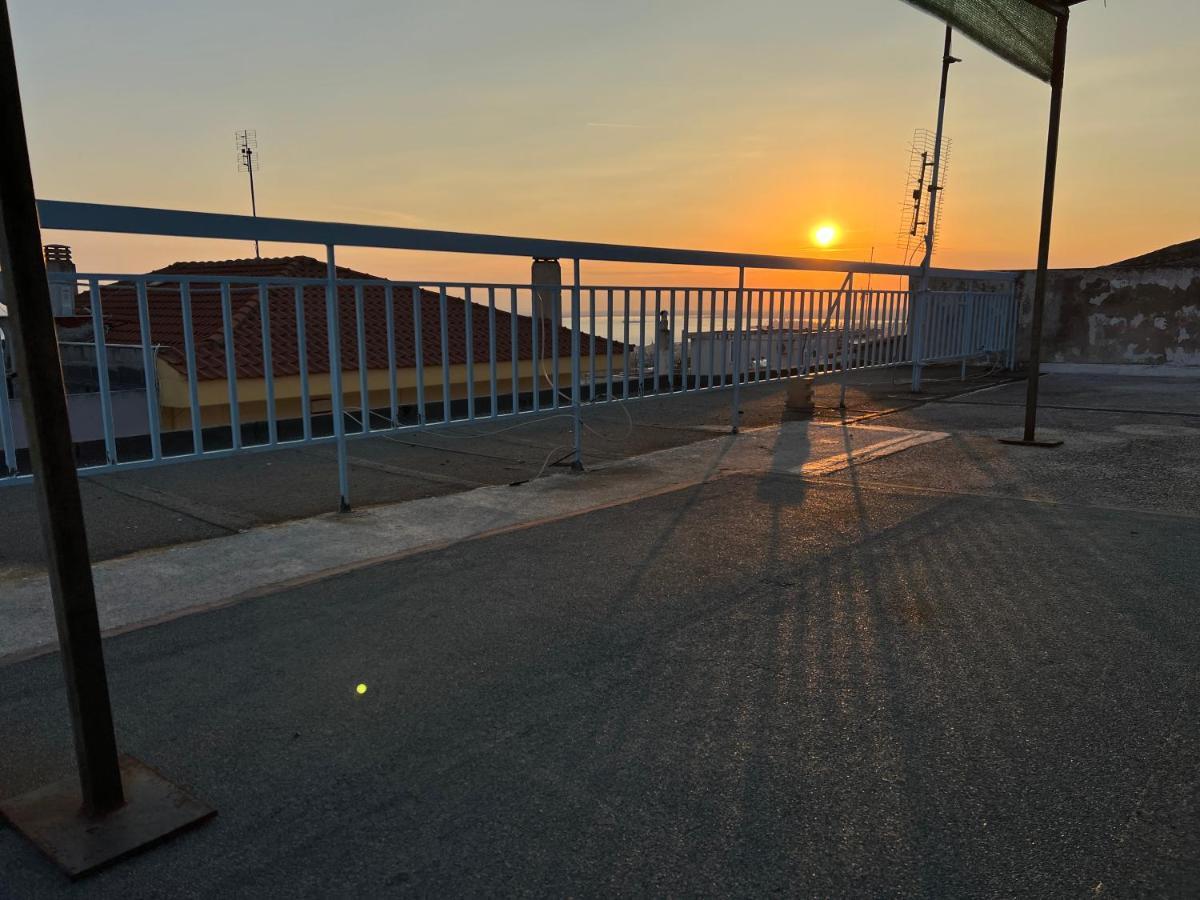 Sunset Apartment Солун Екстериор снимка
